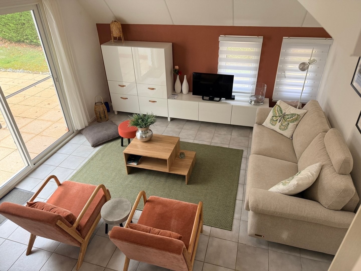 Chateau cazaleres villa campagne 99 woonkamer met bank en fauteuils